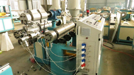 خط اکستروژن دستگاه ساخت لوله راه راه HDPE PP