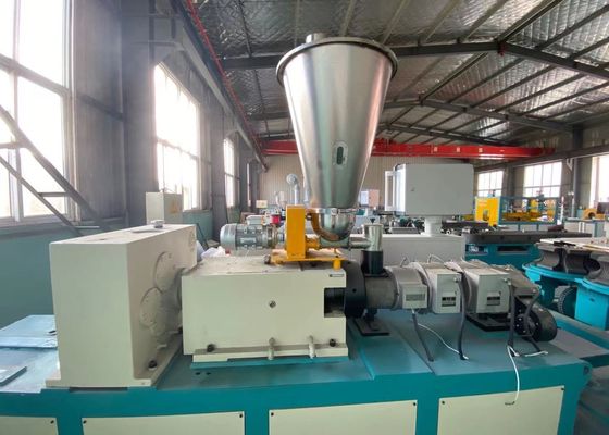50-110 میلی متر مخروطی دو پیچ اکسترودر PVC لوله الکتریکی