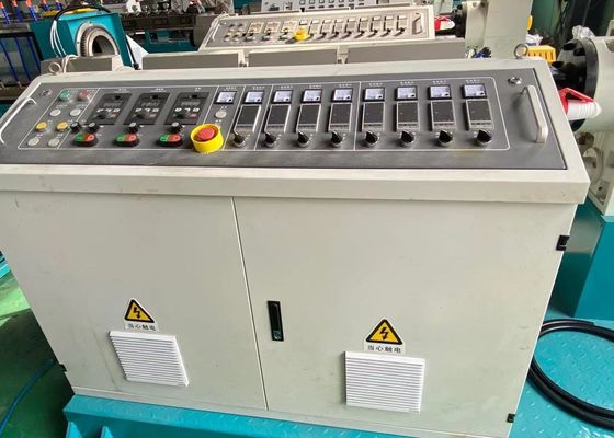 شیلنگ تامین نفت گاز آب دستگاه اکسترودر تک پیچ 250-630 میلی متر